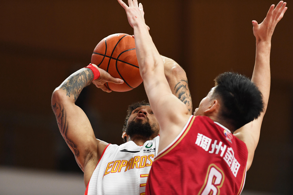 开云体育-穆雷新星出色防守表现惊艳，加拿大队未来可期！的简单介绍